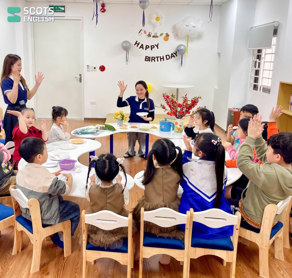 Áo thun đồng phục giáo viên
