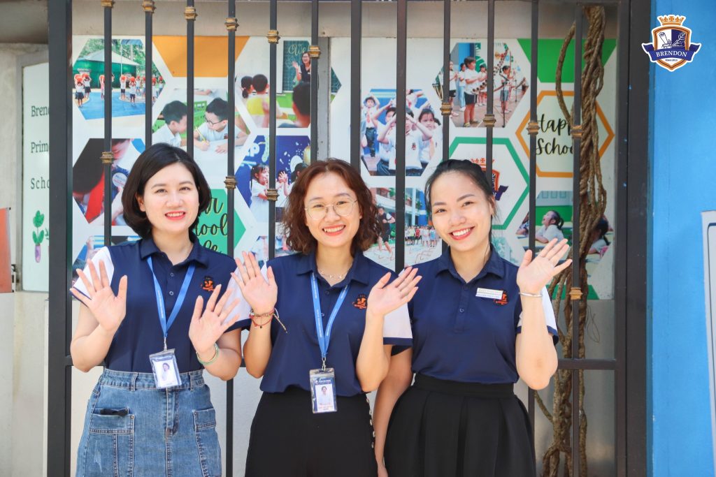 Đồng phục giáo viên 2025