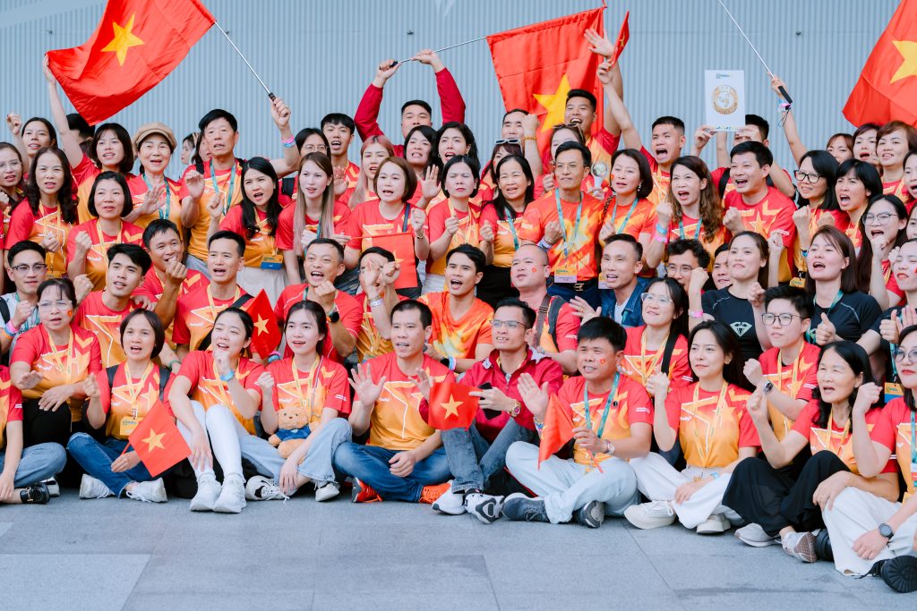 Áo thun sự kiện 2025