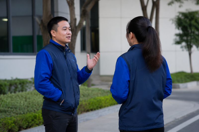 Áo khoác gió phối màu