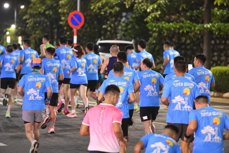 Đoàn Chạy Đêm Tuyên Quang