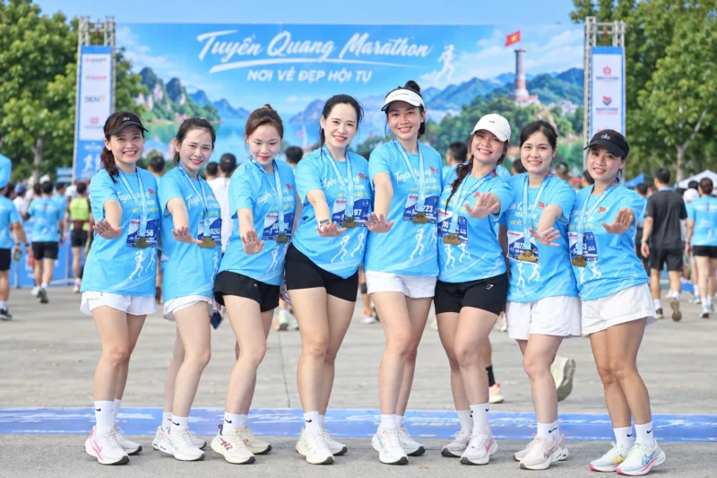 Đội Nữ Marathon Tuyên Quang Rạng Rỡ
