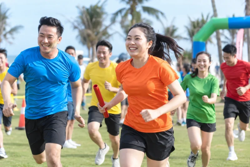 Vải polyester may áo thun đồng phục