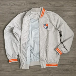 Ao-gio-bomber-truong-nghe-lop-lot