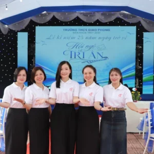 Ao-ky-niem-25-nam-Giao-Phong-khach-su-dung-3