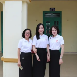 Ao-ky-niem-25-nam-Giao-Phong-khach-su-dung-4
